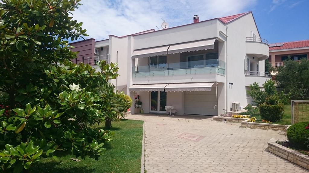 Apartmani Ukalovic Zadar Extérieur photo