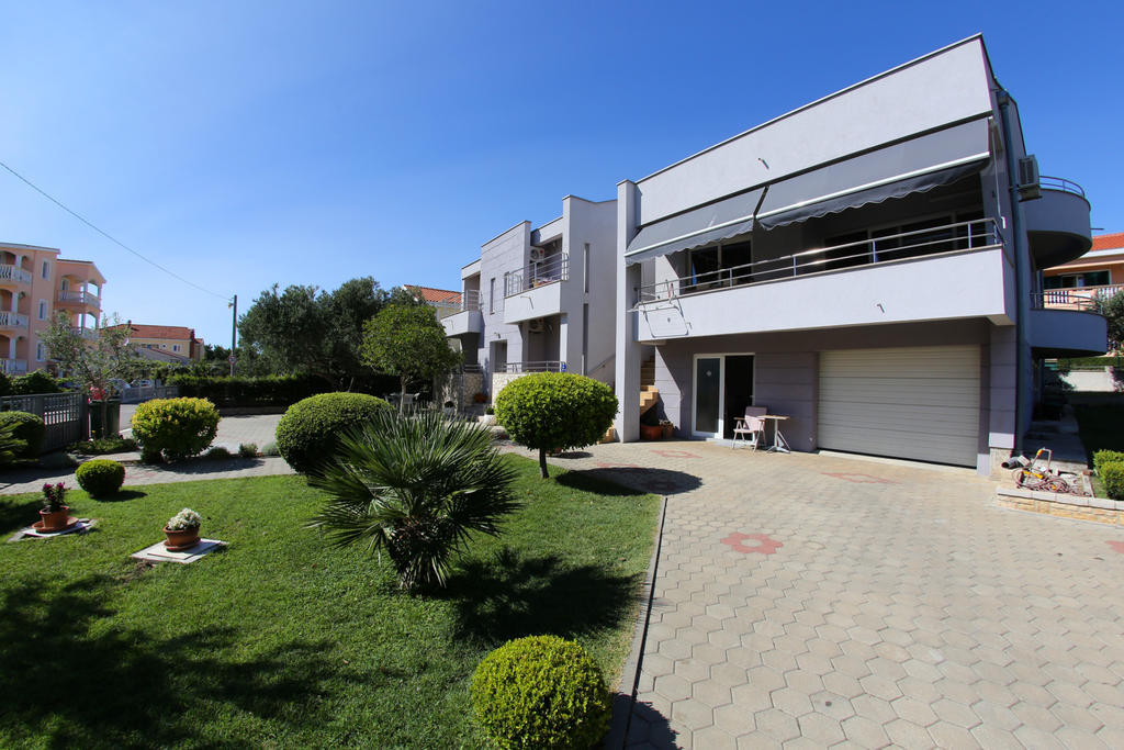 Apartmani Ukalovic Zadar Extérieur photo